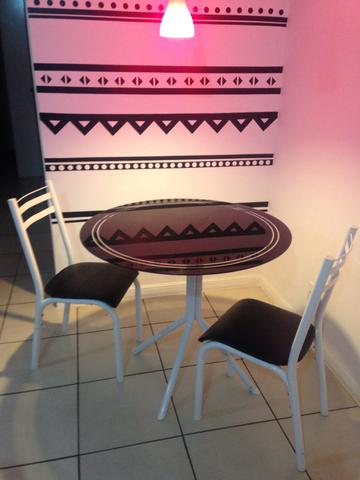 Mesa pequena para sala