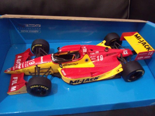 1/18 Lola  - Formula Indy - Minichamps