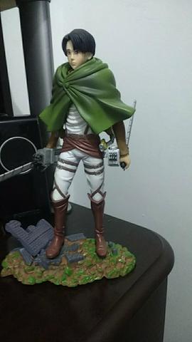 Anime shingeki no kyojin ataque ao titan rivaille 25 cm pvc