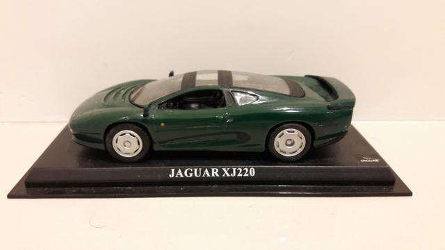 Jaguar XJ220 escala 1:43