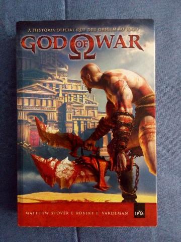 Livros "God Of War" e "Star Wars-Manual do Império"