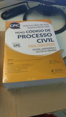 Novo código de processo civil comentado 