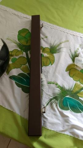 Vende se taco de sinuca