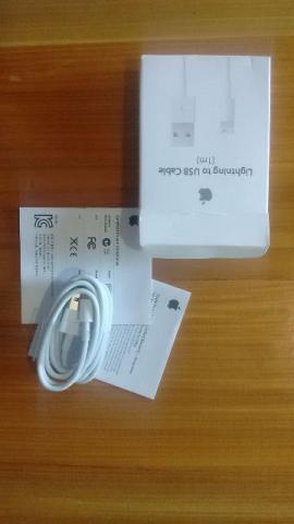 Cabo de Dados USB Apple Iphone 5C,5S,6,7 (Original)