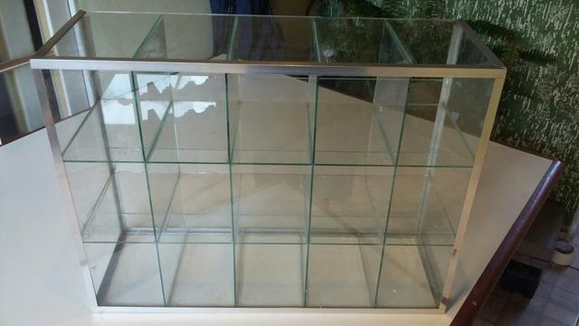 Expositor Baleiro de vidro