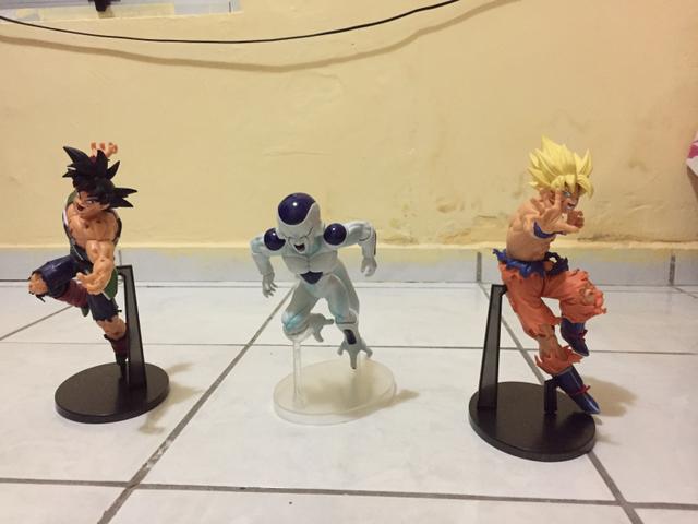 Freeza, Bardock e Goku - Figuras de ação PVC