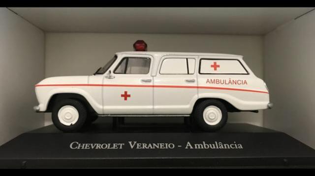 Miniatura Ambulância Veraneio