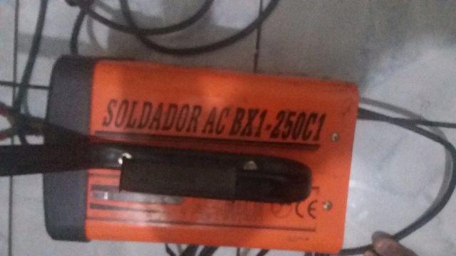 Máquina de solda  wats