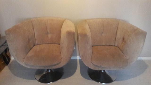 Poltronas giratorias cor Bege