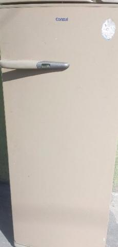 Geladeira Consul CRM32