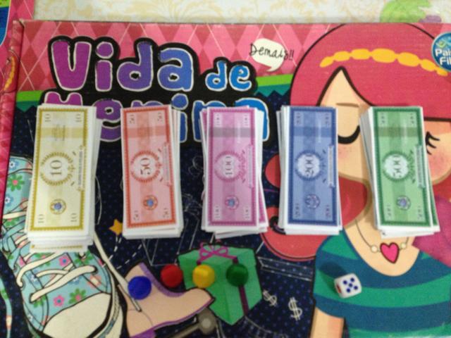 Jogo de tabuleiro Vida de Menina