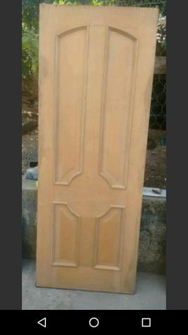 Porta de madeira maciça almofadada 80cm
