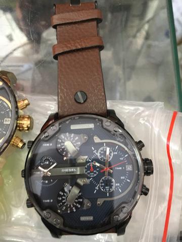 Relogio diesel pulseira couro