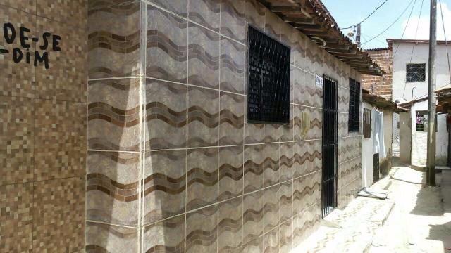 Aluga-se casa em Mangabeira por Dentro