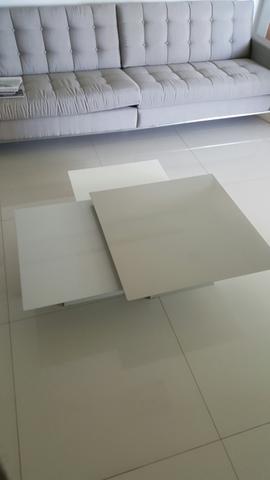 Centro apoio em laca cinza sala