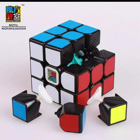Cubo mágico 3x3x3 Moyu Profissional