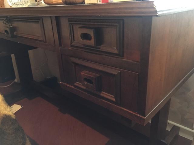 Escrivaninha de Madeira Legítima