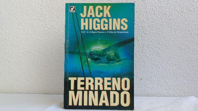 Livro Terreno Minado - Jack Higgins