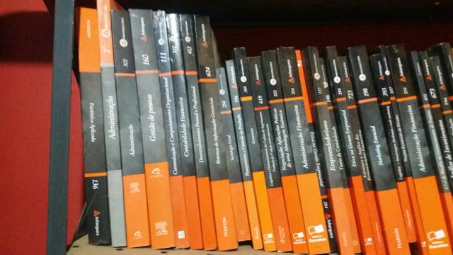 Vendo livros de administração e tecnólogo em logística