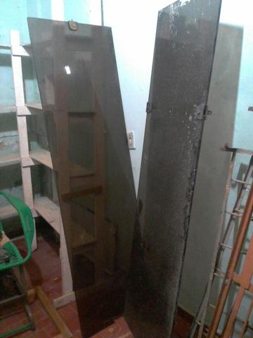 2 janelas de vidro por 150, reais
