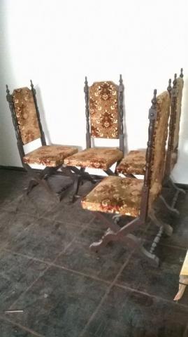 4 Cadeiras de Jantar de Madeira estilo Luiz Xv