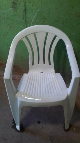 Cadeira de plástico Tramontina