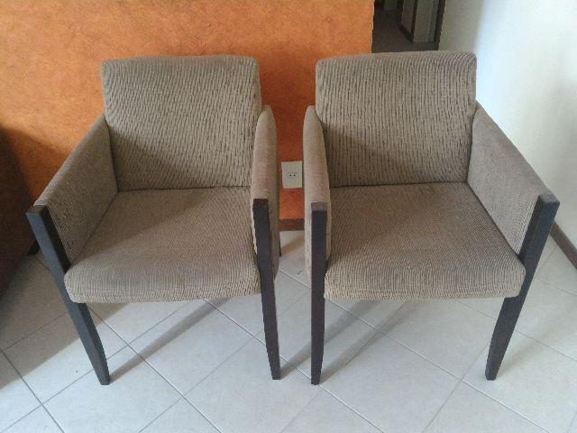 Conjunto 2 Cadeiras com Braços