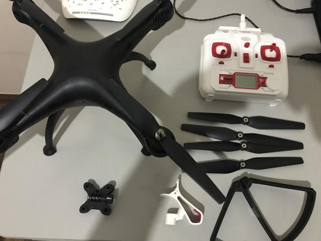 Drone syma x8