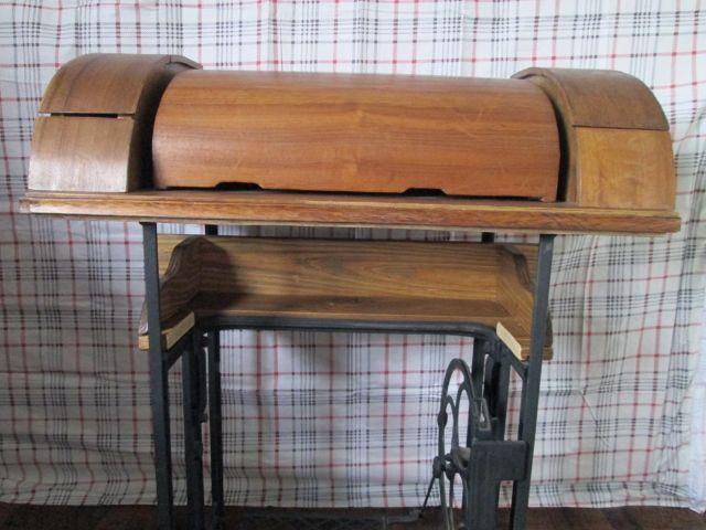 Escrivaninha sustentável customizada