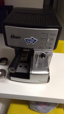 Máquina café expresso Oster