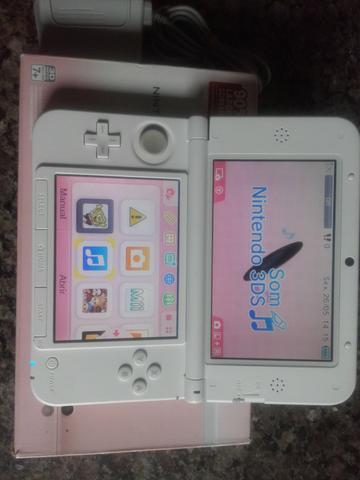 Nintendo 3DS XL rosa