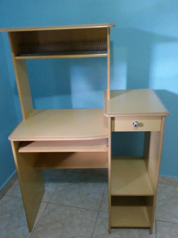 Rack para computador