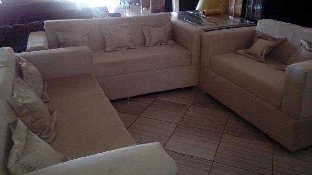Sofa quedrado no sued