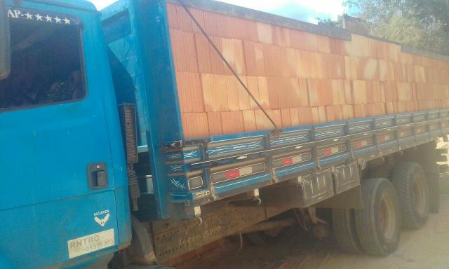 Tijolos direto da fábrica