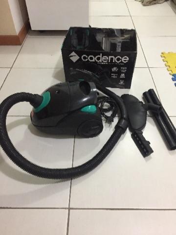 Aspirador de Pó Cadence