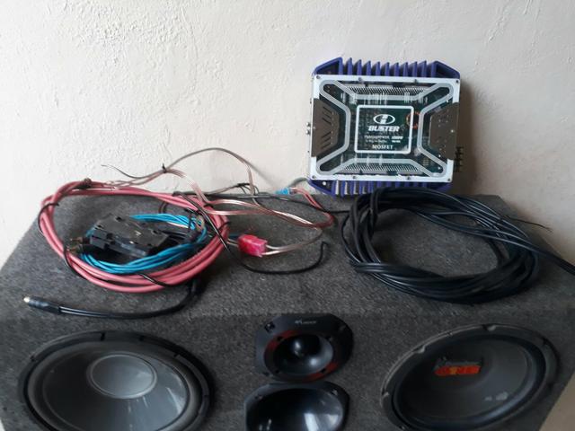 Por martelete, dwalt ou outro funcionando