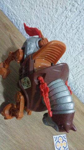 Cavalo estridor he man