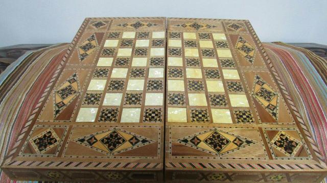 Desapegando Tabuleiro de Gamão ou Dama