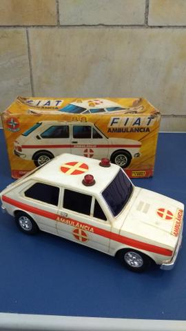 Fiat 147 ambulância