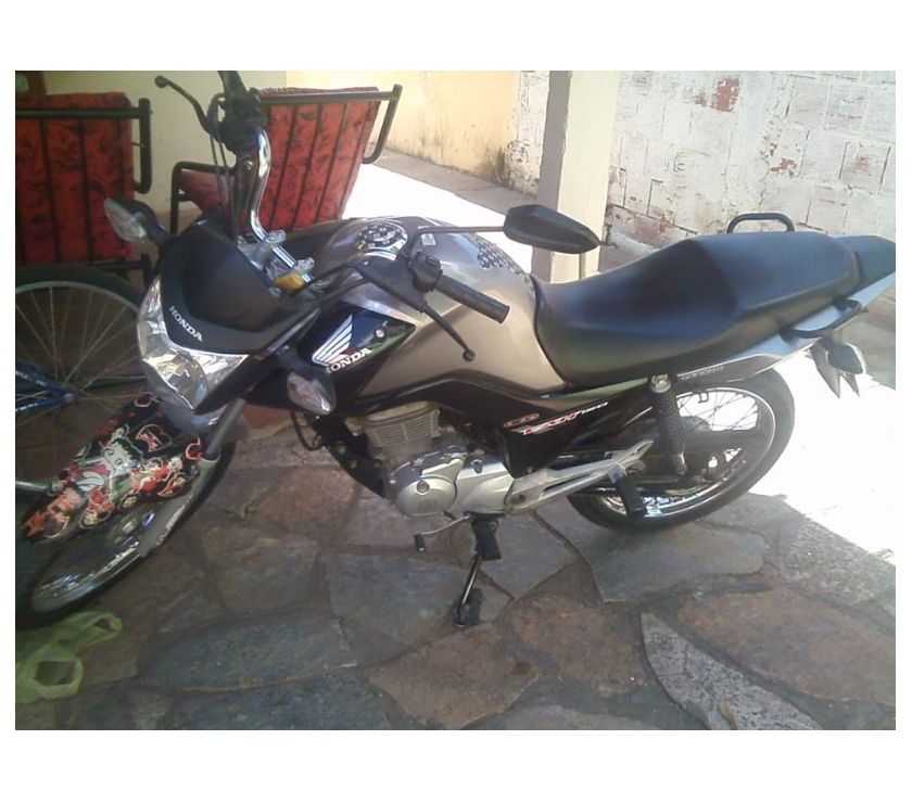 Honda Fan 150, ano , toda quitada.