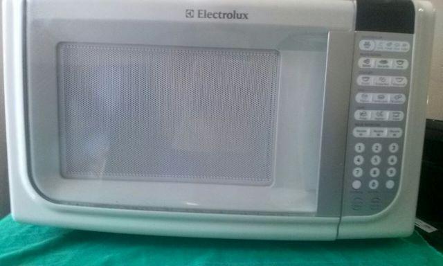 Micro ondas Electrolux 31 litros tel:  What: