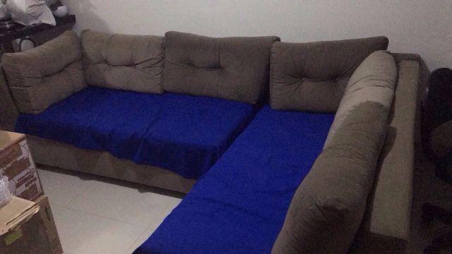 Sofá em "L" seminovo bem conservado