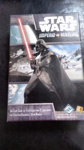 Star Wars: Império vs Rebelião