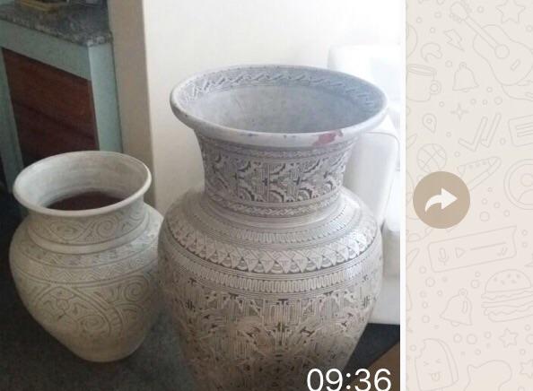 Vasos de cerâmica marajoara