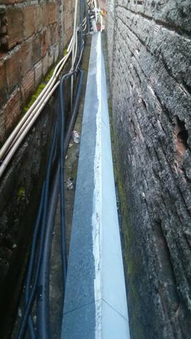 Vendo essa calha galvanizada 250 reais