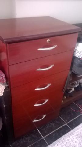 Cômoda nova