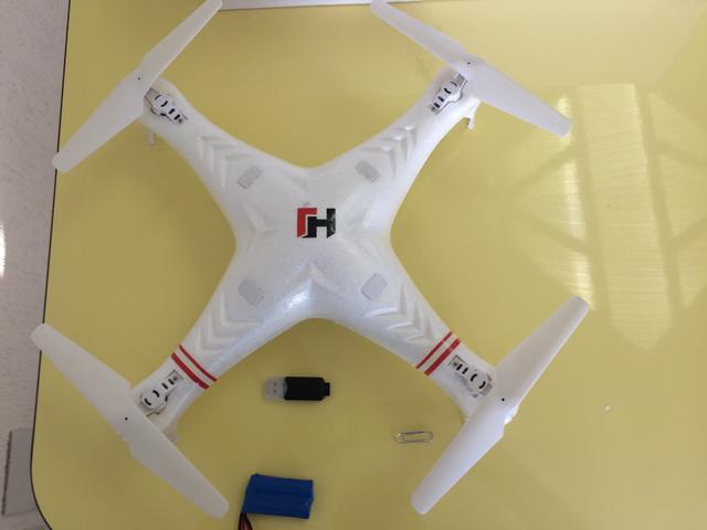 Drone Pathfinder 2.4 Ghz com câmera