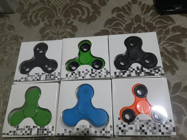 Spinner metal liquidação (Arapongas)