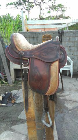 Vendo sela em perfeito estado