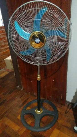 Aquecedor, RádioCD com entradaUSB,Ventilador alumínio